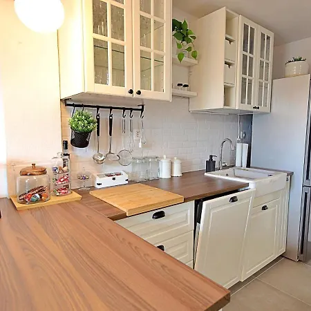בית נופש Holiday By Interhome *
