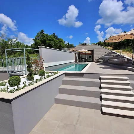 Holiday By Interhome * Studenci